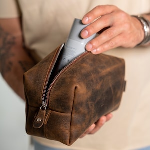 Leather dopp kit for men, Leather toiletry bag, Wash bag men, Travel accessories for men, Kulturbeutel herren