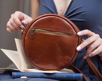 Women's leather round bag, Circle crossbody bag, Round purse, Round crossbody bag, Small crossbody bag