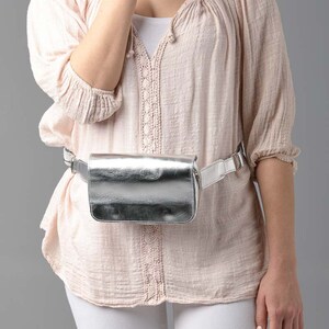 Full grain calf leather belt bag, Vegetable tanned leather waist bag, Leather accessories for women Silver