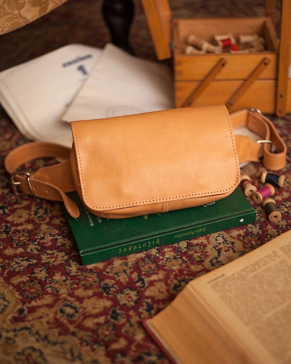 Vegetable Tanned Leather Fanny Pack: Handmade Belt Bag from Crete