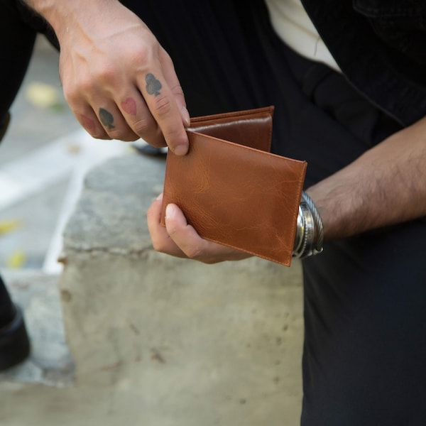 Mens leather wallet, Flap leather wallet, Mens leather accessories, Portefeuille cuir homme