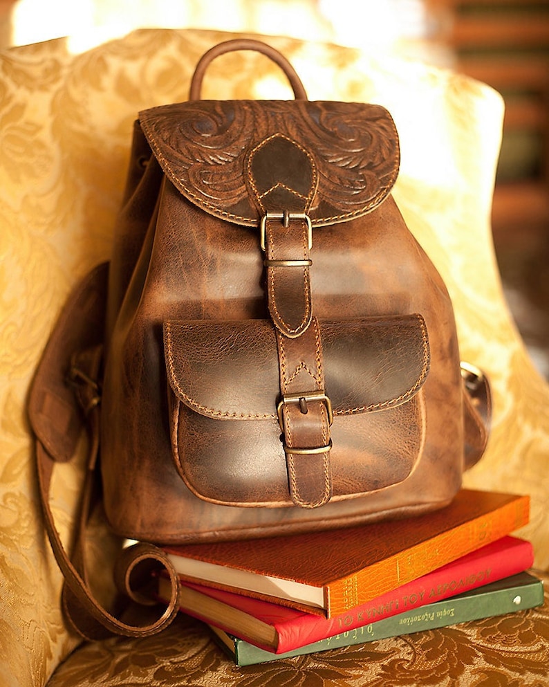 Women's Tooled Full Grain Boho Leather Backpack, Leather Accessories, Women's Backpack, Sac à dos femme cuir image 1