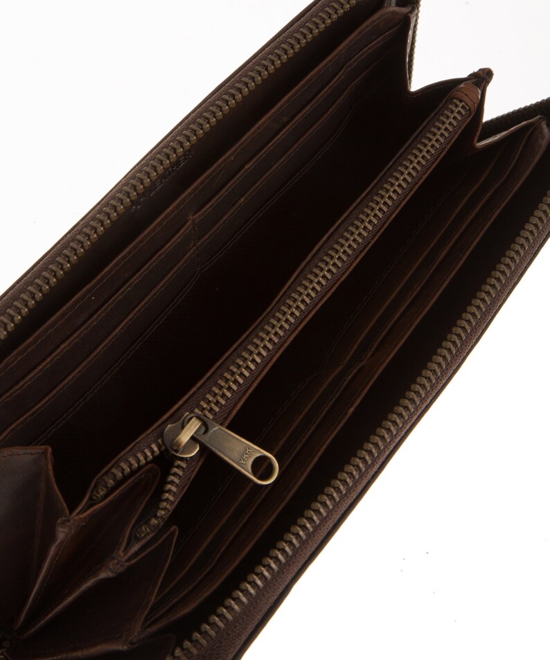 Women's zip around leather clutch wallet, Clutch purse leather wallet, Zip ladies long wallet, Portefeuille long marron image 4