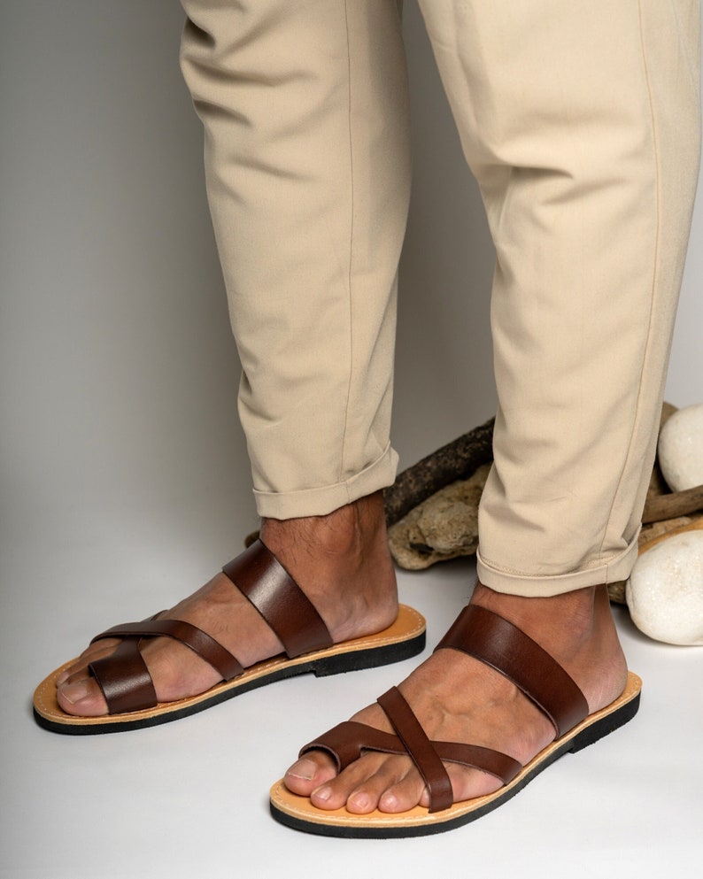 Strappy leather sandals men