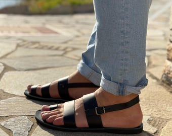 Black Leather Toe Ring Sandals: Handmade Greek Style Strappy Sandals
