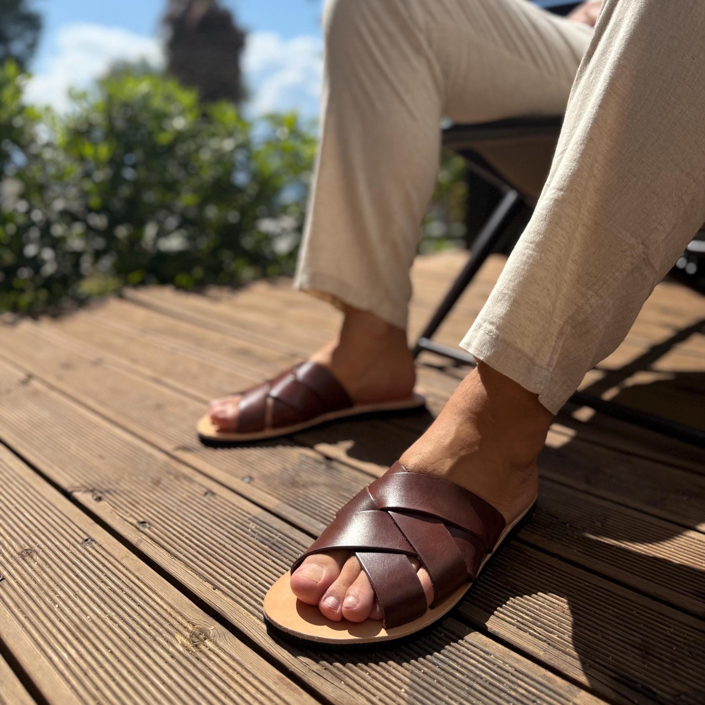 mens brown leather dress sandals Men's Cross Strap Sandals: Minimalist Summer Slides size 9.5 D fit_cat:true-to-size Alexandria Emerald Green Sequin Option:10/BX | Size : 4 x 4 - HB4414BX