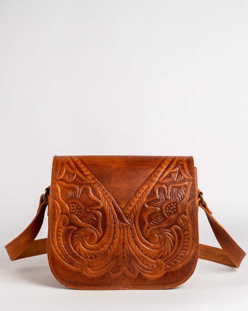 Western leather saddle bag for women, Tooled leather crossbody bag, Hand tooled leather purse, Saddle bag purse zdjęcie 3