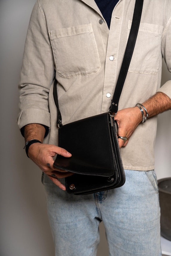 Handmade Full Grain Leather Crossbody Bag - Men's Messenger Bag