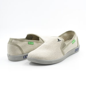 Unisex Hemp slip-ons Runner for everyday wear. Natural / light / breathable