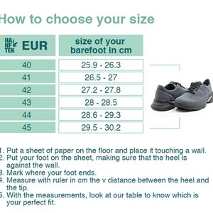 Puede incluir: Un gr&aacute;fico que muestra c&oacute;mo elegir la talla de zapato correcta. El gr&aacute;fico muestra las tallas de zapatos europeas (EUR) y la longitud del pie correspondiente en cent&iacute;metros. El gr&aacute;fico est&aacute; sobre un fondo verde con texto blanco. La imagen tambi&eacute;n muestra un par de zapatillas grises.