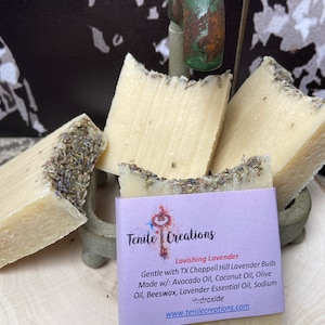 Texas Lavender Buds, Natural Soap, Avocado Oil, Lavender Essential Oil, Coconut Oil, Olive Oil, Beeswax