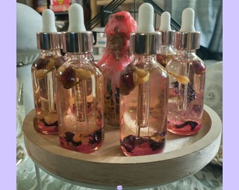 LOVE GODDESS Ritual Oil, Love spell oil, infatuation oil, attraction oil