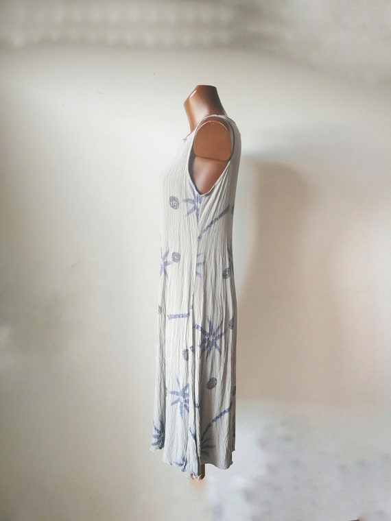 Grey and blue sleeveless below the knee dress, ha… - image 4