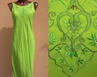 Light green viscose dress with embroidery on the front