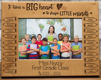 Teacher Gift | Teacher Appreciation Gift | Teacher and up to 24 kids names | It takes a Big Heart to Shape Little Minds | Picture Frame