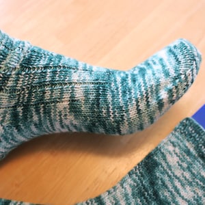 Socks Knitting Pattern, digital download | ribbed, heel flap, top down gift, TOAST YOUR TOES