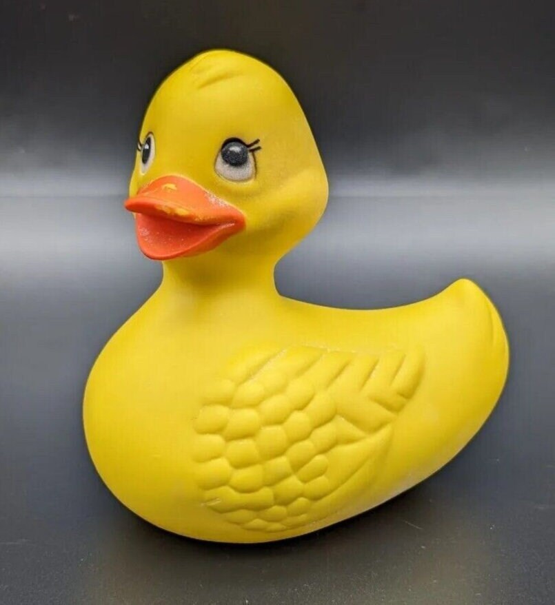 Vintage Rubber Ducky Duck 1977 Knickerbocker Toy Co. Made in Vintage Rubber Ducky Duck 1977 Knickerbocker Toy Co. Made in