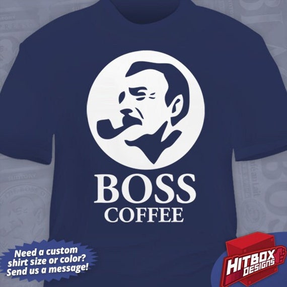 サントリー「ボスコーヒー」日本語ロゴTシャツ - ユニセックス