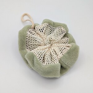 Flor de ducha lavable hecha de tela de rizo de bambú y algodón orgánico. imagen 8