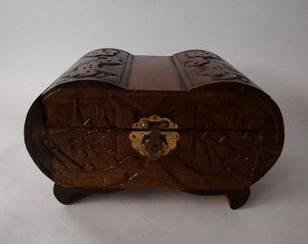 Bamboo Hand Carved Vintage Jewelry Box