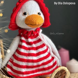 Goose knitting pattern PDF, 2 needles version, knitted animal toy, 38cm, knit cute goose, knitting tutorial