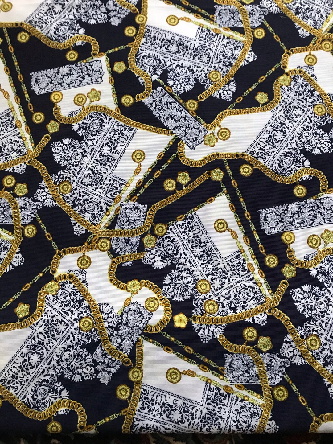 3.30m Vintage Fabric in Iconic Baroque Style 1980 150cm Wide 