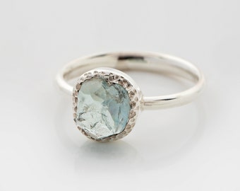 Silver Aquamarine ring, raw gemstone ring, sterling silver ring, aquamarine jewellery, March birthstone.