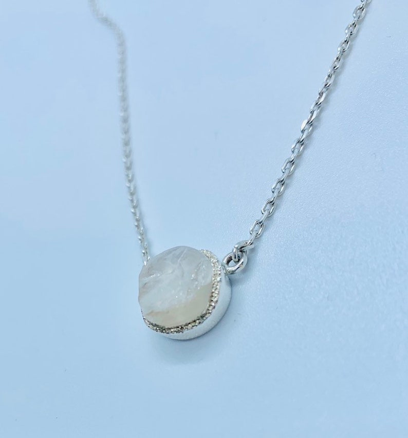 Moonstone necklace. image 3