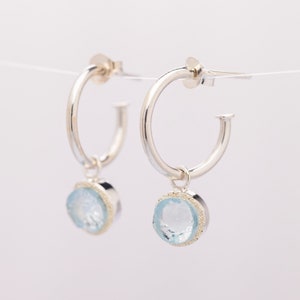 Hoop Earrings with Aquamarine charm, Raw Crystal gemstone, 925 silver - Ida