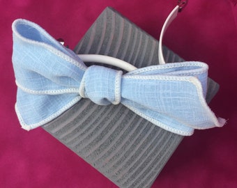 No slip Blue Linen Bow