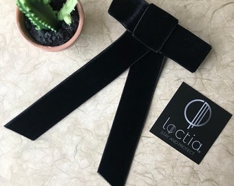 Loctia lined no slip black velvet medium barrette hair clip bow great for fine hair