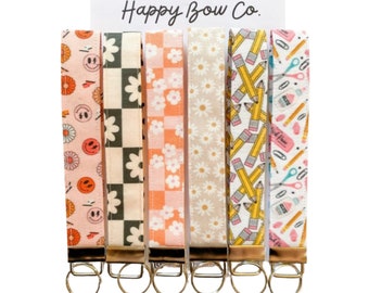Keychain Key Fob Wristlet, Teacher Gift, Checkered Wristlet, Floral Daisy Wristlet, Teacher Appreciation