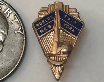 1939 NY Worlds Fair w/ Trylon & Perisphere Lapel Pin Vintage Official Metal Nyc New York City