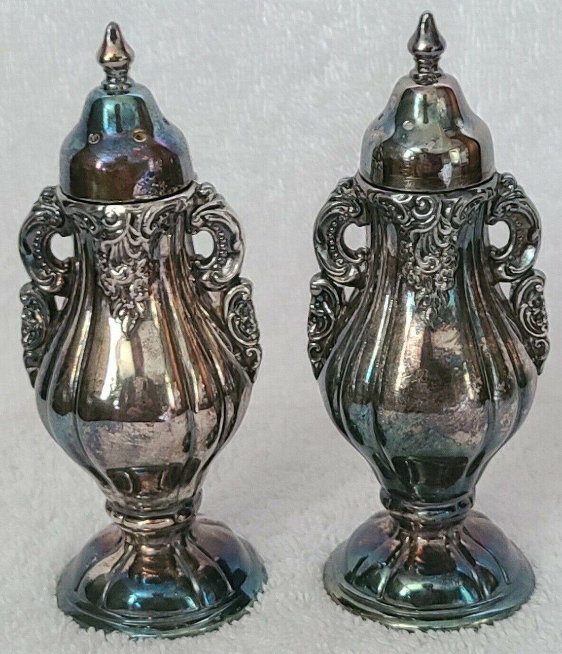 1940s Wallace BAROQUE Silver Plated Salt & Pepper Shakers Etsy