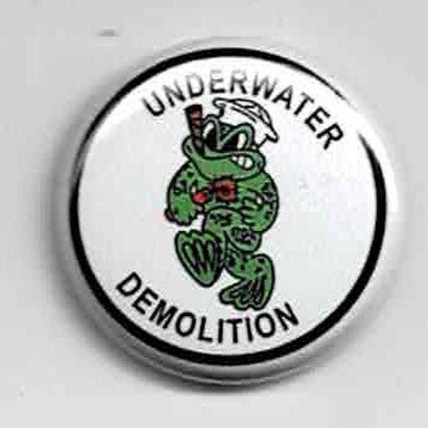 New UNDERWATER DEMOLITION Udt US Navy Metal Pin Pinback WWii Badge Insignia Seal Team Special Forces Ops