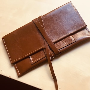 Leather tobacco pouch