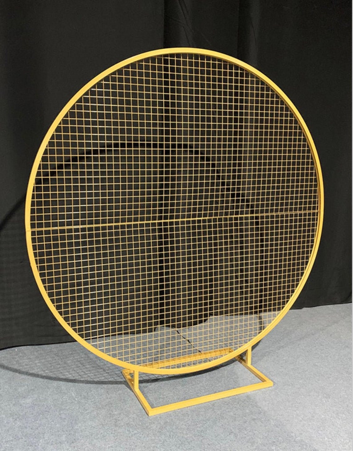 Gold Mesh Arch Wedding Circle Mesh Backdrop Moongate Arch Etsy