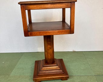 Antique Pedestal Table Hall Bedside Lamp or Plant Table