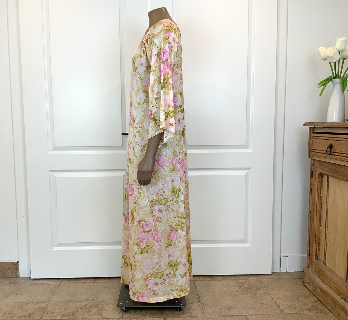 flowy nightgown