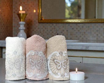 Organic Cotton Turkish Fingertip Towels • Butterfly Lace Trim, 3-Piece Set