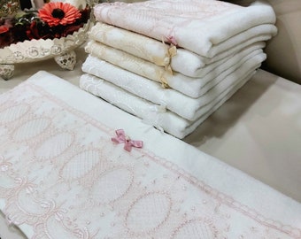 Turkish Hand Towel, Organic Cotton Towel, White Turkish Towel, Coquette Aesthetic Vanity Bath Towel, Soft And Luxury Pink Lace Towel