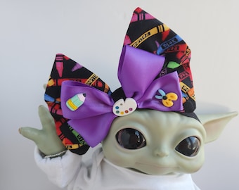 Schultage große Schleife, Baby Yoda,Rebornpuppe, Puppenschleife,große Schleife, Zurück zur Schule, Schulstirnband, Schulzubehör