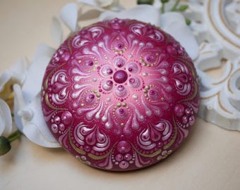 Hand-painted mandala stone, artificial stone, mandala art, dot art mandala, unique piece, dot painting