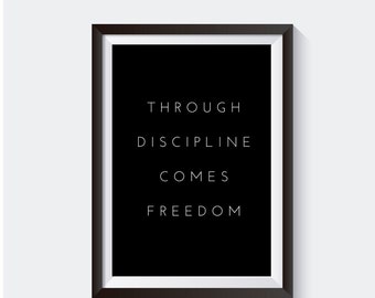 Através da disciplina vem a liberdade, arte de parede de academia, citação de Jocko Willink, pôster de treino, pôster de motivação, escritório de pôsteres de citações inspiradoras