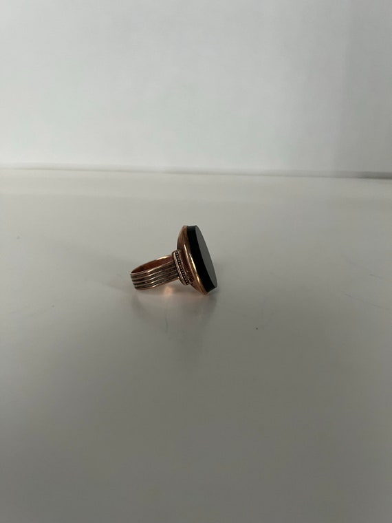 Antique rose gold onyx ring