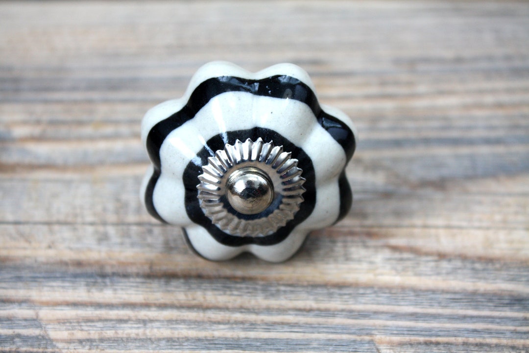 Black and White Dresser Knob Dresser Drawer Pull Handle Cupboard Door