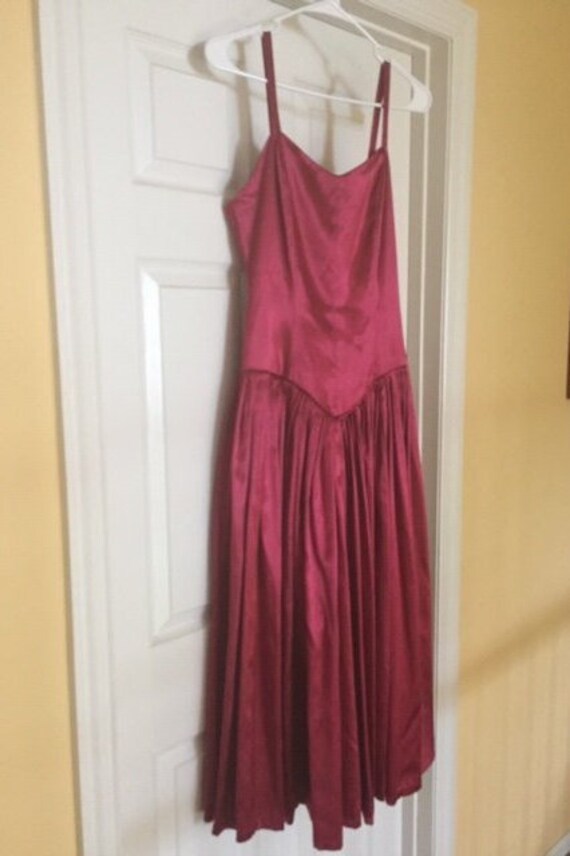 Vintage 1980s Norma Kamali burgandy satin formal d