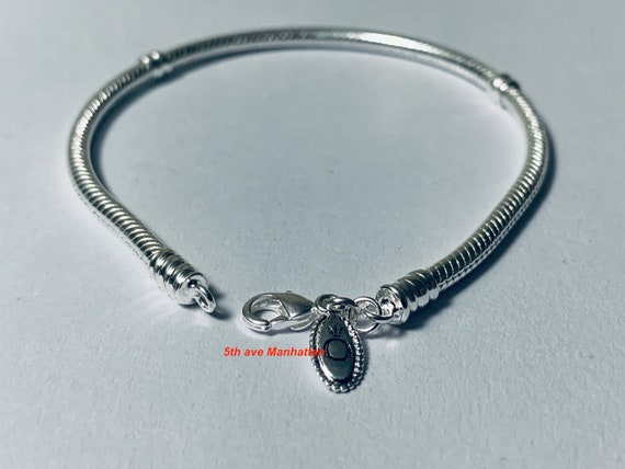 Silver Bracelet With Lobster Claw Clasp Pandora -