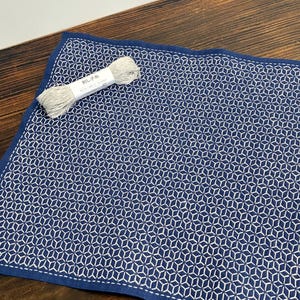 SASHIKO kit for dish towel "KAWARIASANOHA3" hemp leaf arrangement --- HOBBYRAHOBBYRE--- cloth or cloth & yarns