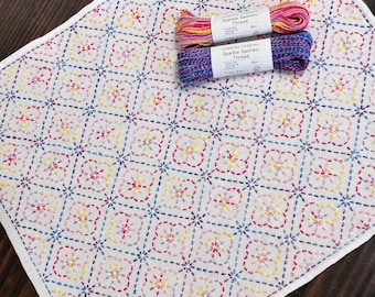 SASHIKO kit for dish towel "HANAAYAMOYO" --- HOBBYRAHOBBYRE--- cloth or cloth & yarns